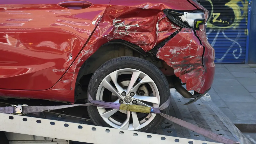 Jual Beli Mobil Bekas Laka